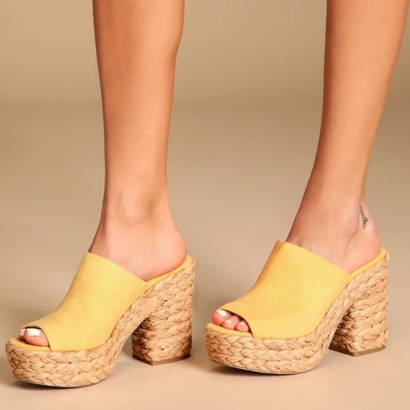 Lulu's Shoes Lulus Ervyn Marigold Suede Raffia Platform Slide